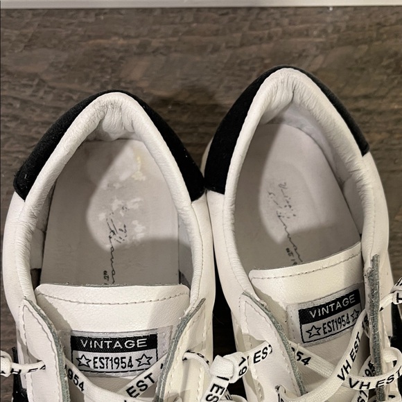 Vintage Havana White & Black Carla Sneakers - Size 9 - Picture 8 of 9